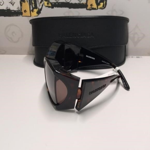 Stylish Tortoiseshell Sunglasses BB0154s 002 - Picture 10 of 11